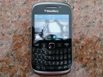 Лот: 5447365. Фото: 1. BlackBerry Curve 9320 Смартфон... Смартфоны