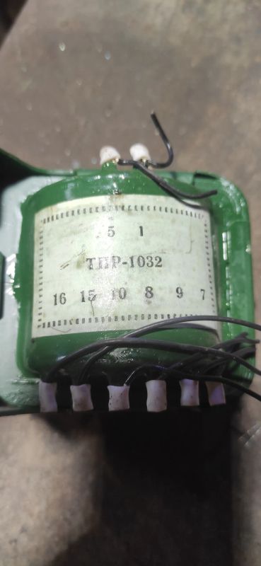 Лот: 21339561. Фото: 1. Понижающий трансформатор. Трансформаторы, катушки