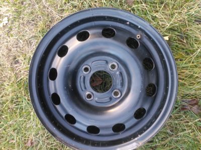 Лот: 25898892. Фото: 1. Диск R 14. Колпаки