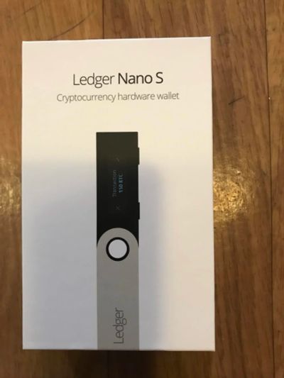 Лот: 10497407. Фото: 1. Аппаратный кошелек Ledger nano... Другое (комплектующие)