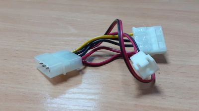 Лот: 19282951. Фото: 1. Переходник для кулера с Molex... Шлейфы, кабели, переходники