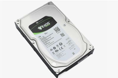 Лот: 25732220. Фото: 1. Жесткий диск Seagate 2TB SAS 12Gb... Жёсткие диски (HDD)