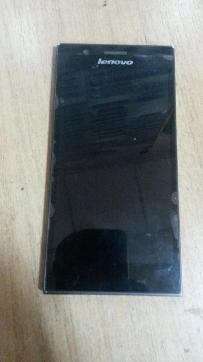 Лот: 11401494. Фото: 1. Lenovo K900. Кнопочные мобильные телефоны