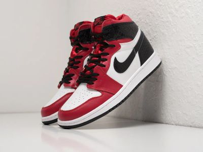 Лот: 24977245. Фото: 1. Кроссовки Nike Air Jordan 1 High. Кеды, кроссовки, слипоны