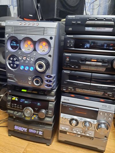 Лот: 25312703. Фото: 1. Sony(aux,fm,cd). Музыкальные центры, магнитолы