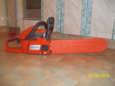 Лот: 4369686. Фото: 1. Бензопила Husqvarna 240 e. Бензо-, мотоинструмент
