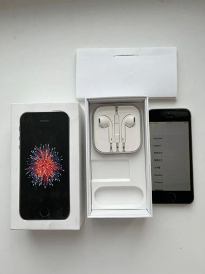 Лот: 18347255. Фото: 1. iPhone SE 32Gb повторно. Смартфоны