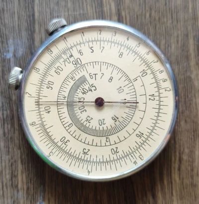 Лот: 21443890. Фото: 1. Линейка круговая логарифмическая. Школьная канцелярия