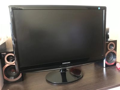 Лот: 17367091. Фото: 1. Монитор Samsung B2430H. ЖК-мониторы