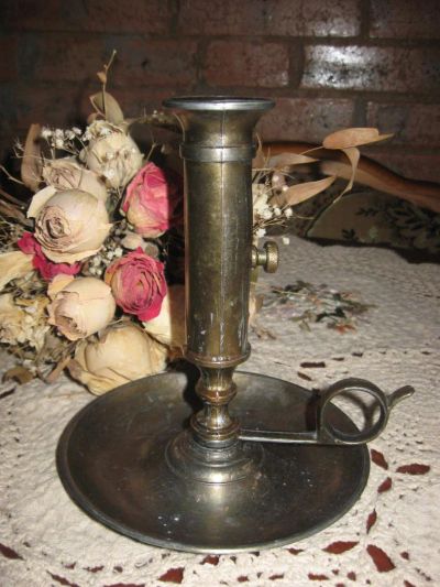 Лот: 11167973. Фото: 1. Винтажный подсвечник с регулятором... Подсвечники, канделябры