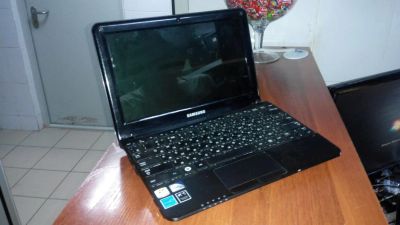 Лот: 8017385. Фото: 1. Ноутбук samsung np-nc110-p05ru... Ноутбуки