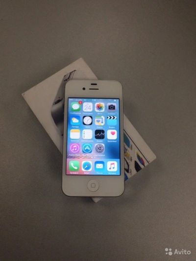 Лот: 9481798. Фото: 1. iPhone 4s 8gb. Смартфоны