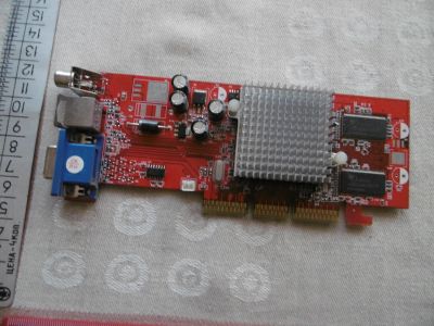 Лот: 25639638. Фото: 1. Видеокарта ATI radeon 9200SE 64... Видеокарты