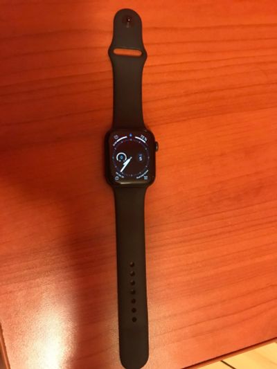 Лот: 15604678. Фото: 1. Apple watch 5 44 mm черные. Смарт-часы, фитнес-браслеты, аксессуары