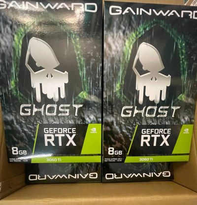 Лот: 18975325. Фото: 1. Видеокарта Gainward GeForce RTX... Видеокарты