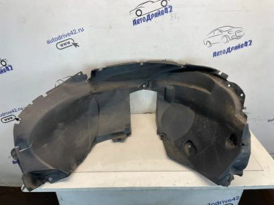Лот: 22460449. Фото: 1. подкрылок Nissan Terrano D10. Двигатель и элементы двигателя