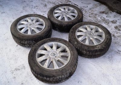 Лот: 7049219. Фото: 1. Шины Bridgestone blizzak 185/65... Шины