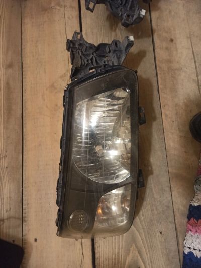 Лот: 24672988. Фото: 1. Subaru Forester SG5 Фары перед-зад. Оптика и освещение