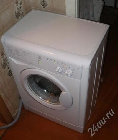 Лот: 369100. Фото: 1. Компактная стиральная машина Indesit... Стиральные машины