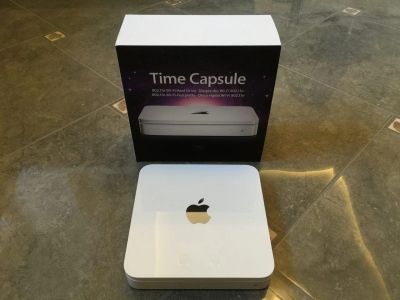 Лот: 5735645. Фото: 1. Apple Time Capsule 3Tb (Отличное... Маршрутизаторы (роутеры)