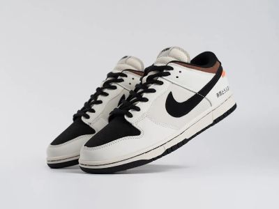 Лот: 24973157. Фото: 1. Кроссовки Nike SB Dunk Low. Кеды, кроссовки, слипоны