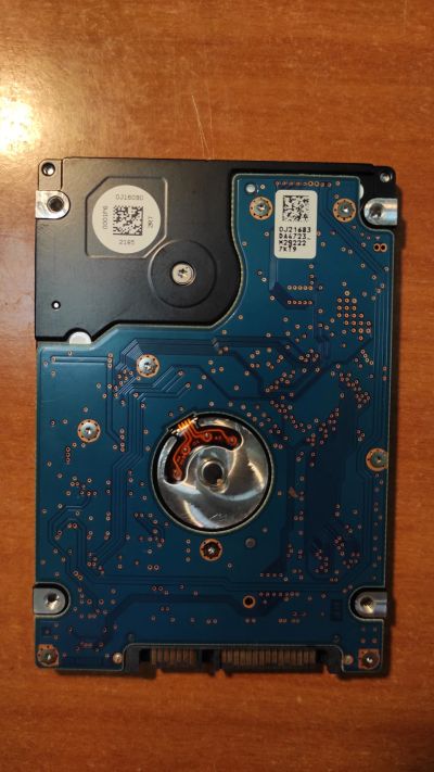 Лот: 21134406. Фото: 1. Жесткий диск Hitachi Z5K320-320... Жёсткие диски