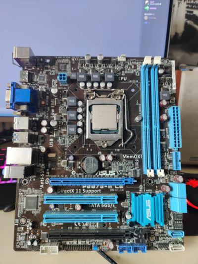 Лот: 17839277. Фото: 1. Asus p8b75-m le. Материнские платы
