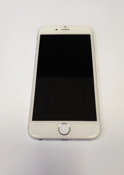 Лот: 13962171. Фото: 1. Телефон Apple iPhone 6 16Gb Silver... Смартфоны