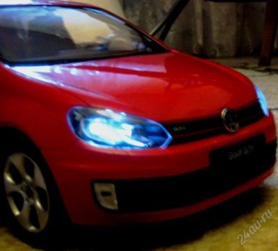 Лот: 976767. Фото: 1. Volkswagen Golf GTI 1:12 радиоуправляемая... Автомоделизм