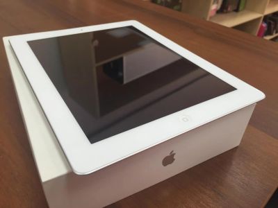 Лот: 6008479. Фото: 1. iPad 3 Retina 32Gb в идеальном... Планшеты