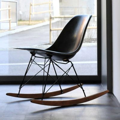 Лот: 11198958. Фото: 1. Стул качалка Eames (дизайнерские... Столы, стулья, обеденные группы