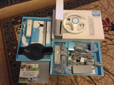 Лот: 5158032. Фото: 1. Продам игровую приставку Nintendo... Игровые приставки, консоли