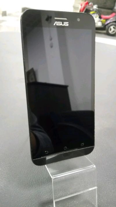 Лот: 11821599. Фото: 1. Смартфон ASUS ZenFone Go ZB500KL... Смартфоны