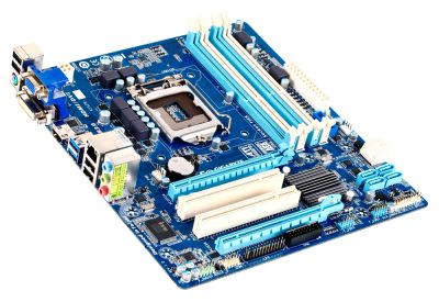 Лот: 3631909. Фото: 1. gigabyte ga-b75m-d3p. Материнские платы