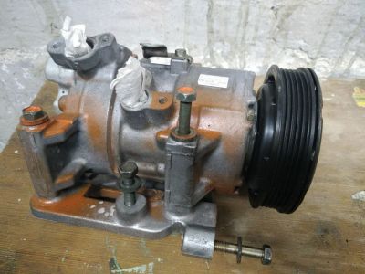 Лот: 12706943. Фото: 1. Компрессор кондиционера на Toyota... Двигатель и элементы двигателя