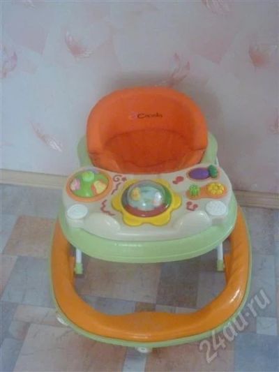 Лот: 419090. Фото: 1. Ходунки детские. Другое (дети растут)