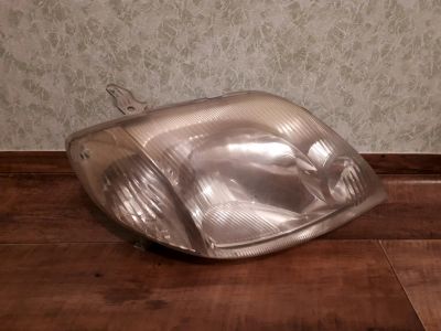Лот: 12131980. Фото: 1. Фара toyota corolla 2003 под реставрацию... Оптика и освещение