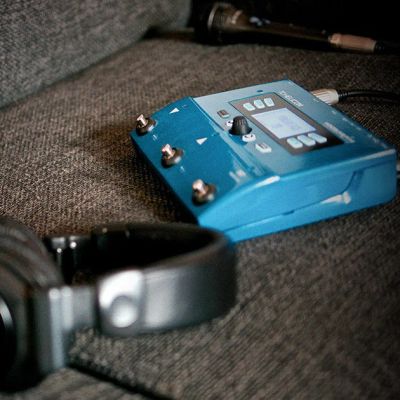 Лот: 16473941. Фото: 1. tc helicon voicelive touch. Микшеры, предусилители, микрофонные эффекты
