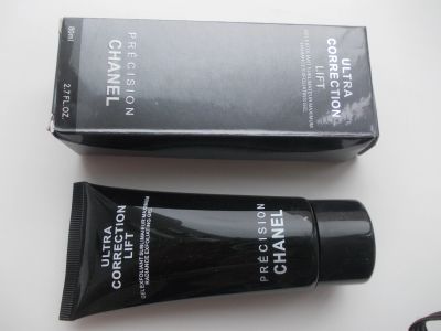 Лот: 11604134. Фото: 1. Гель-скраб для лица Chanel "Ultra... Уход за лицом 