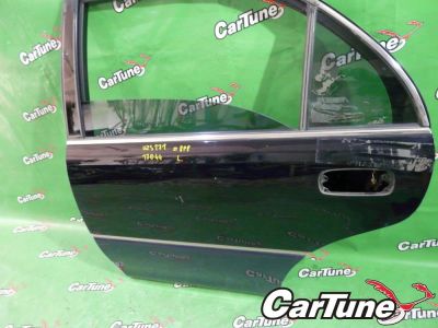 Лот: 10604797. Фото: 1. дверь RL toyota crown majesta... Кузов