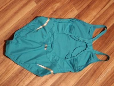 Лот: 2269144. Фото: 1. Купальник adidas закрытый 44 р. Купальники