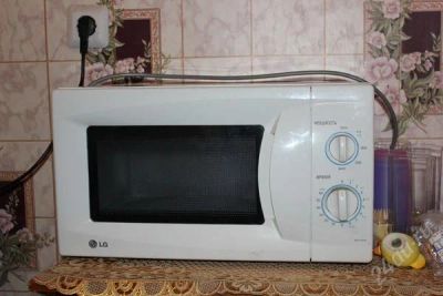 Лот: 2202376. Фото: 1. микроволновая печь LG. Микроволновки, мини-печи