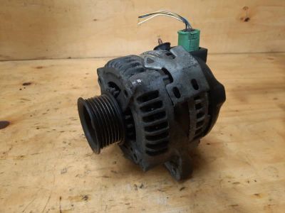 Лот: 19239242. Фото: 1. Генератор Toyota Noah AZR65 1AZFSE... Электрооборудование