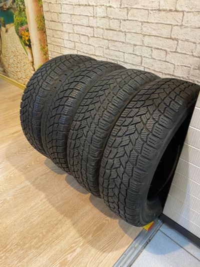 Лот: 24397883. Фото: 1. Michelin X-Ice Show 175/65 R15. Шины