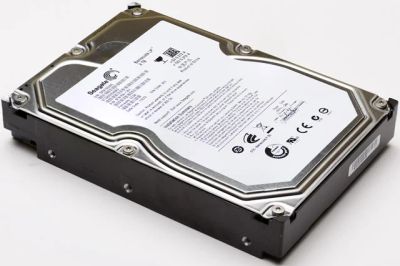 Лот: 8100429. Фото: 1. Жесткий диск SATA-II 2Tb/2Тб Seagate... Жёсткие диски (HDD)