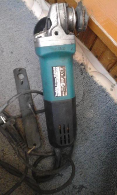Лот: 7233455. Фото: 1. Болгарка Makita 9558HN. Электроинструмент