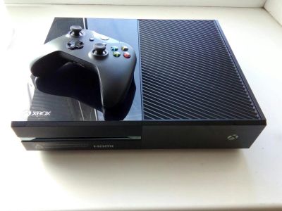 Лот: 10583875. Фото: 1. Срочно продам Xbox One 500GB. Игровые приставки, консоли