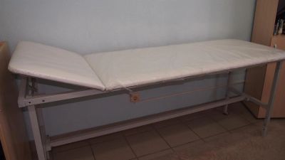 Лот: 3040716. Фото: 1. Кушетка массажная с подголовником. Оборудование