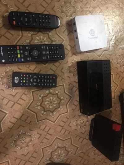 Лот: 23523808. Фото: 1. Tv приставка/смарт приставка/роутер. Смарт-часы, фитнес-браслеты, аксессуары