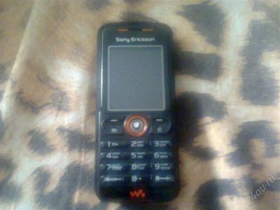 Лот: 2176788. Фото: 1. Телефон Sony Ericsson W200 Walkman... Кнопочные мобильные телефоны